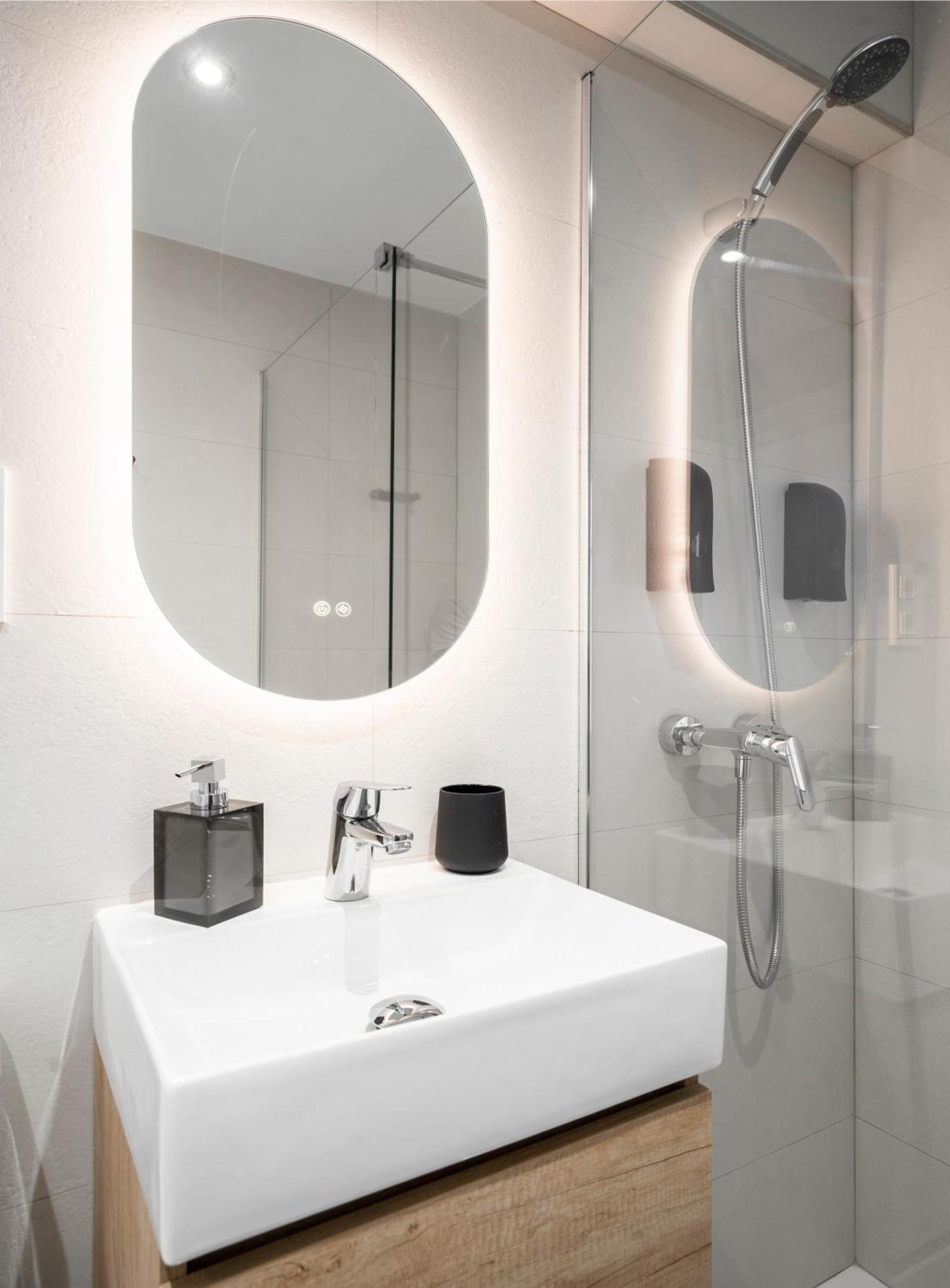 Ronda Suites Junto Estacion Tren Y Hospitales Granada Dış mekan fotoğraf